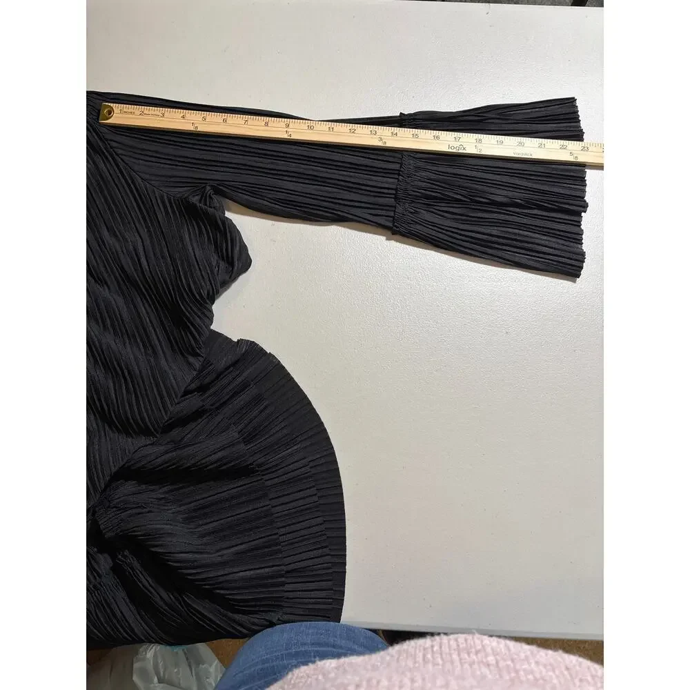 Free People Women's Size XS Black Pleated V-Neck Tassel Bell Sleeves Shift Dress